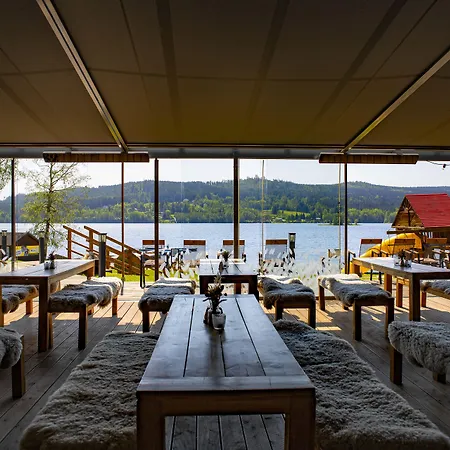 Amenity & Lipno Отель